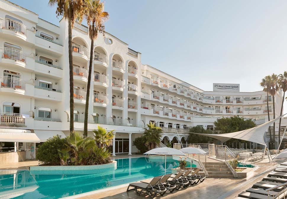 Zon, zee & plezier: 7 dagen Lloret de Mar met halfpension - Afbeelding 2